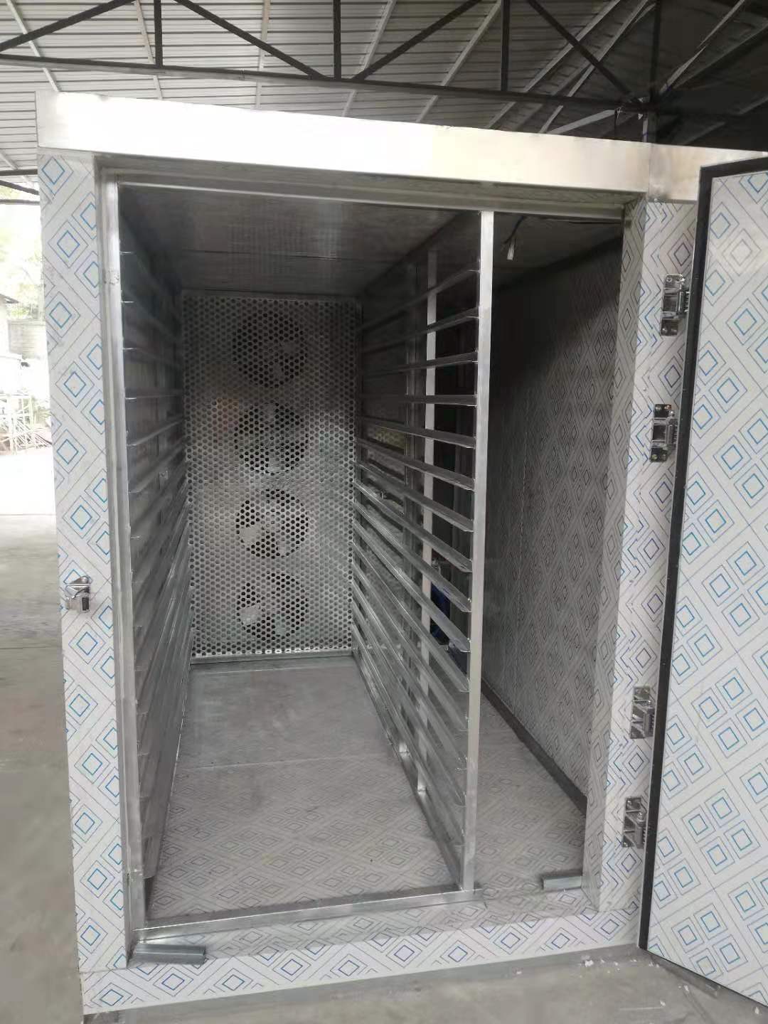 С�ͺ�ɷ� �ջ����y����əC(j��) ��(ji��)�ܭh(hu��n)��õ�廨��əC(j��)